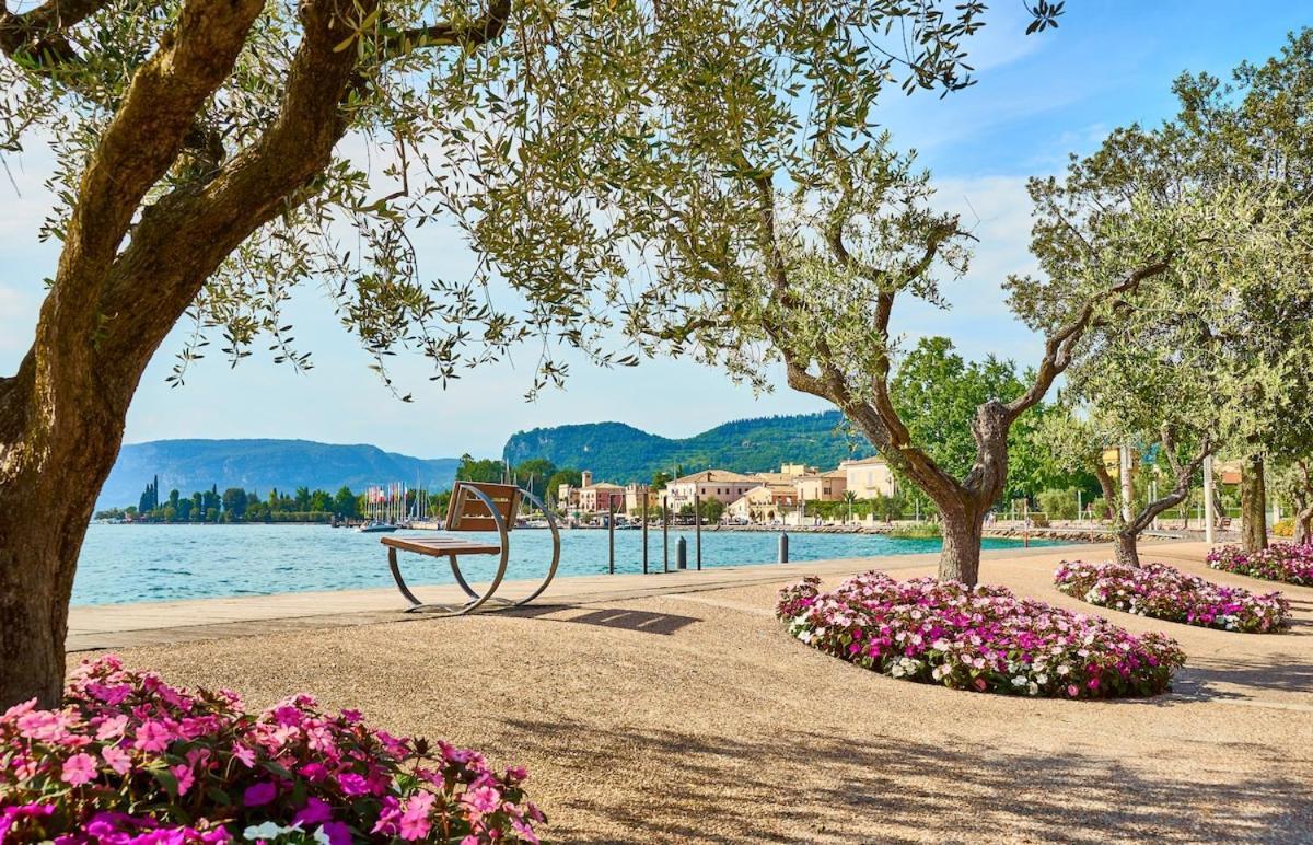 200mt - Flower With Pool & Tennis Appartamento Peschiera del Garda